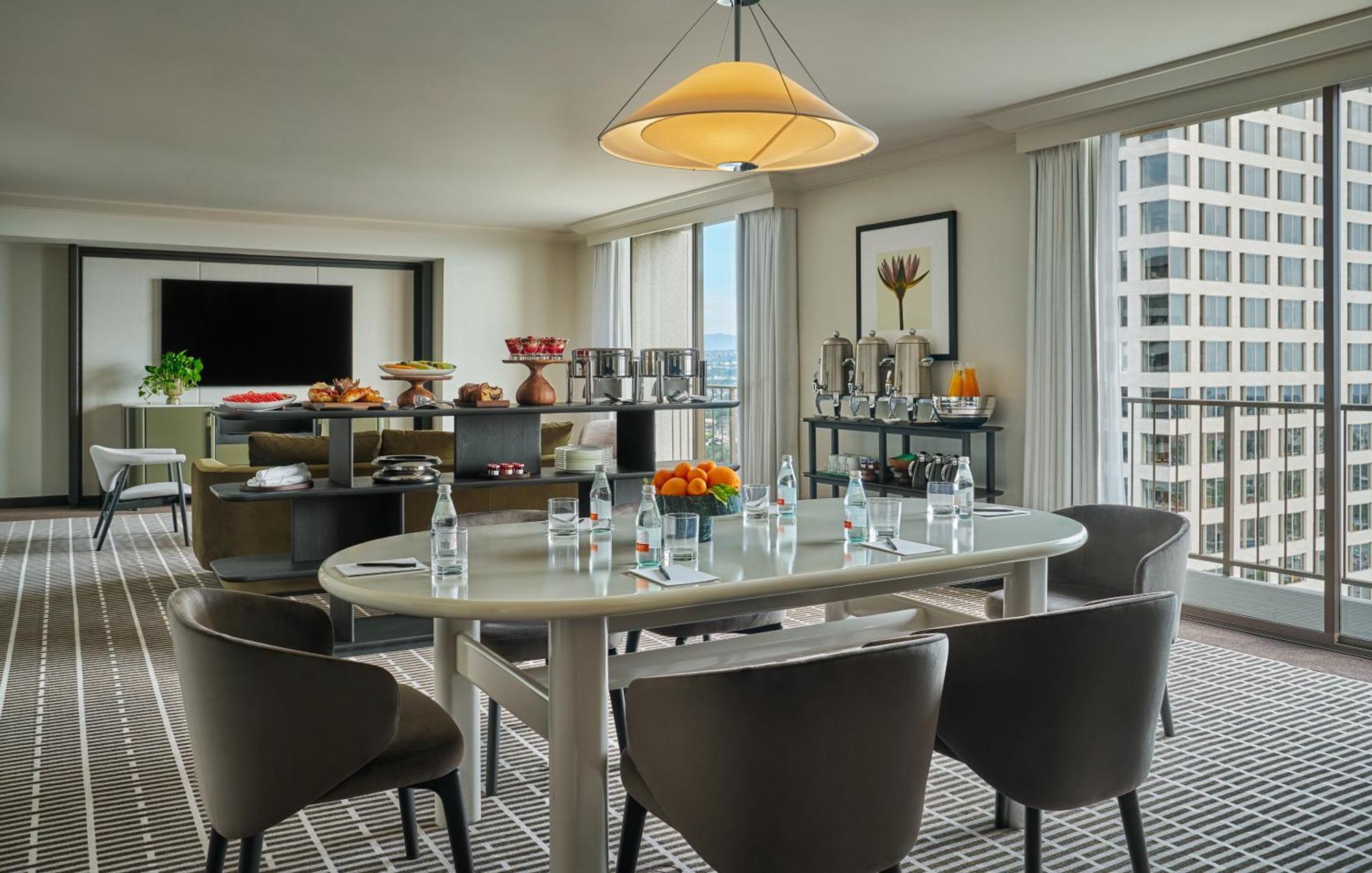 Pendry Newport 5*